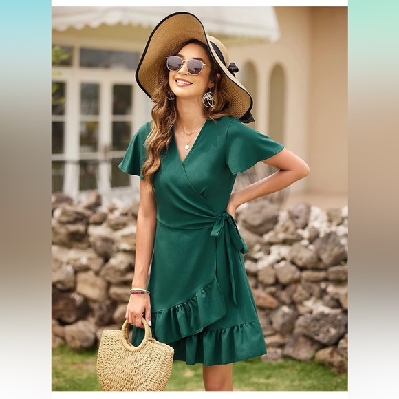 NWT! Emerald Green Flutter Sleeve Wrap Ruffle Dress - Picture 5 of 11